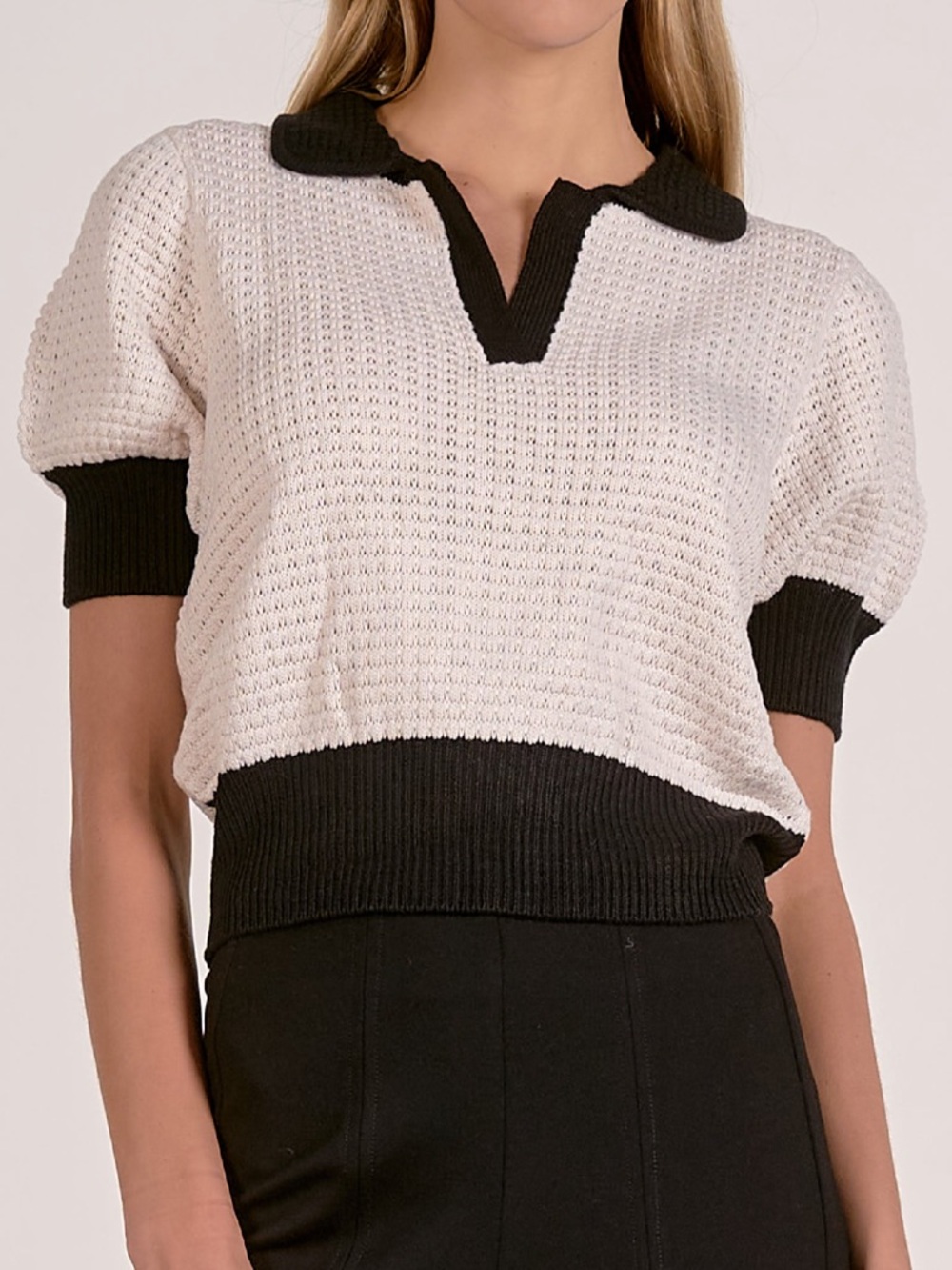 New w tags. Elan ivory black knit collared top